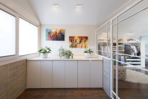 Categoriza cada objeto y asígnales un lugar fijo para guardarlos después de ser utilizados.