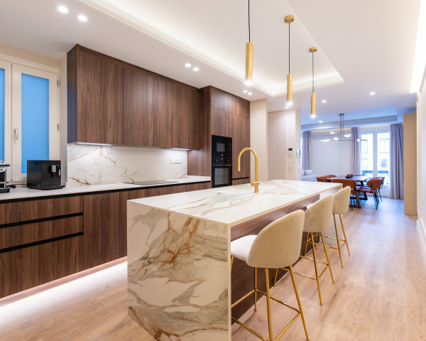 Carpintería invisible: el secreto del lujo que revaloriza tu vivienda